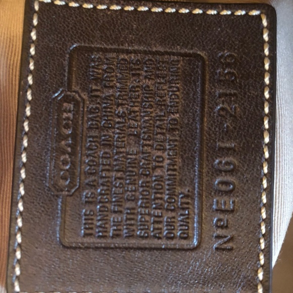 Gorgeous Fall chocolate Coach Bag - Picture 4 of 5